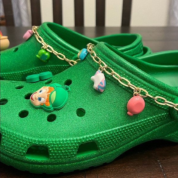 Crocs x Lucky Charms Magically Delicious Clogs Sandals Shoes new Mens Size 11